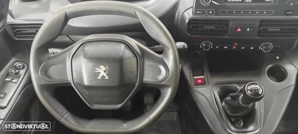 Peugeot Partner 3 Lugares - 27
