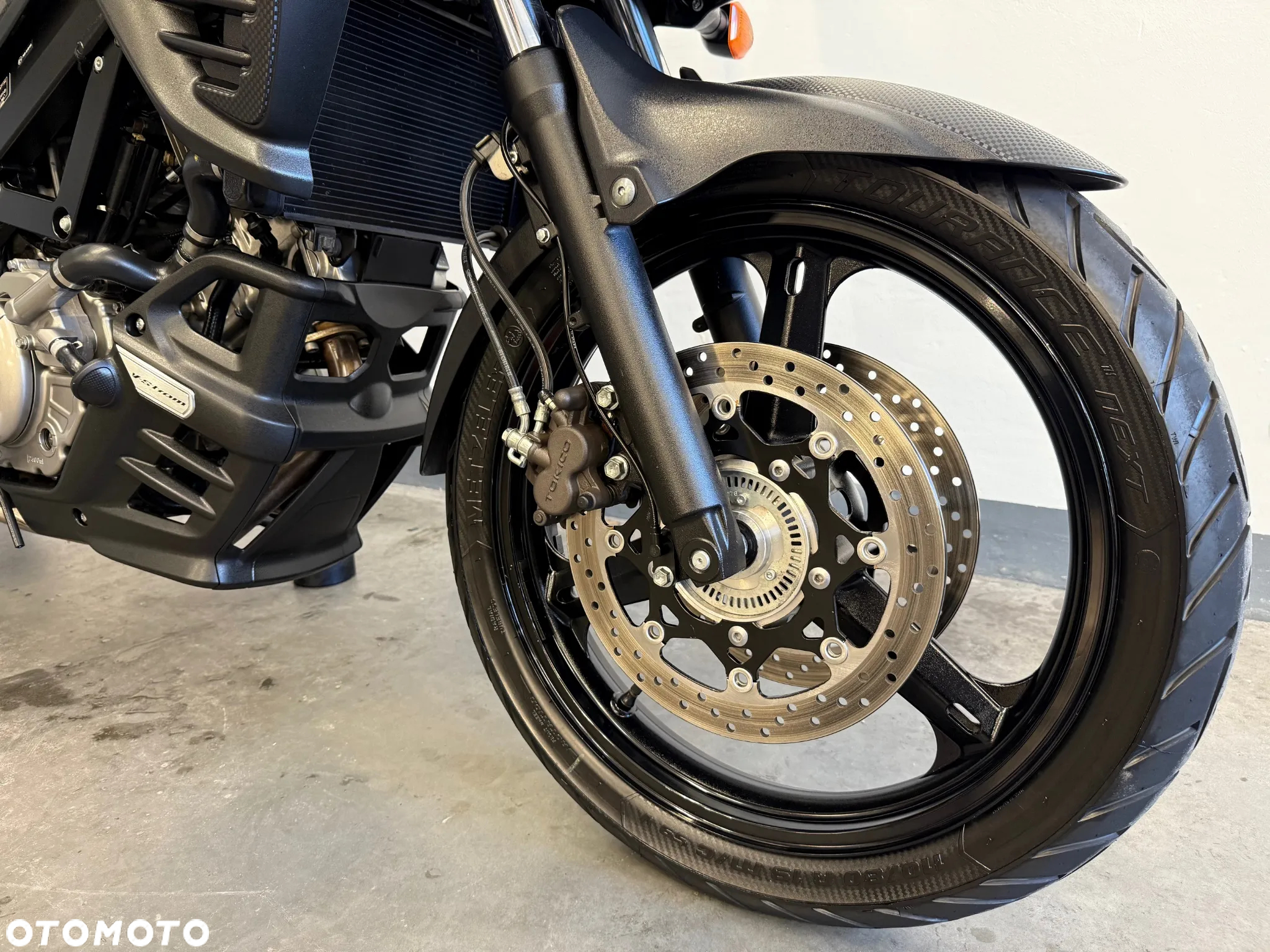 Suzuki V-STROM - 7