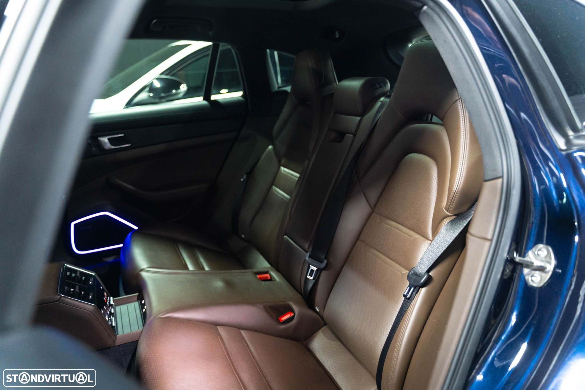 Porsche Panamera Sport Turismo 4S E-Hybrid - 15