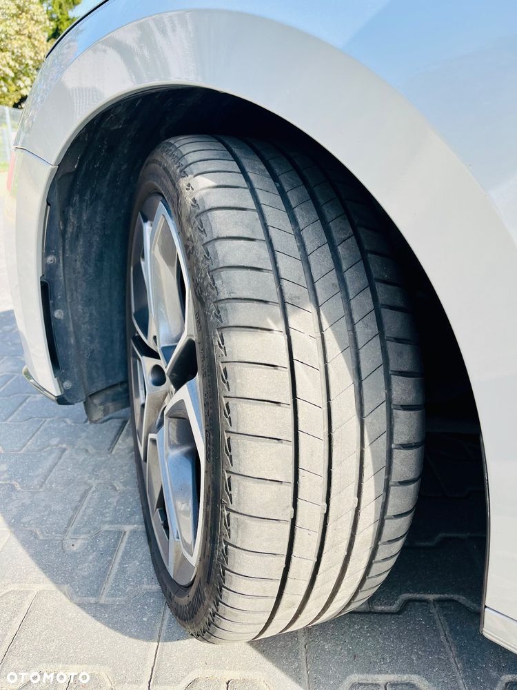 Skoda Octavia 2.0 TDI RS DSG - 18