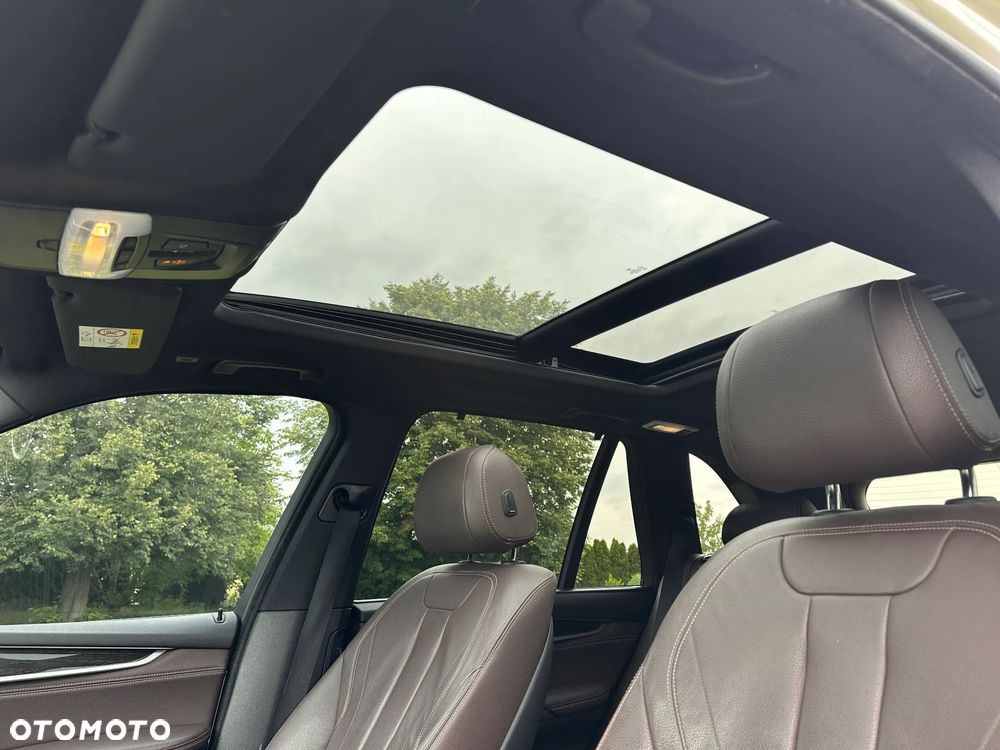 BMW X5 3.5i xDrive - 24