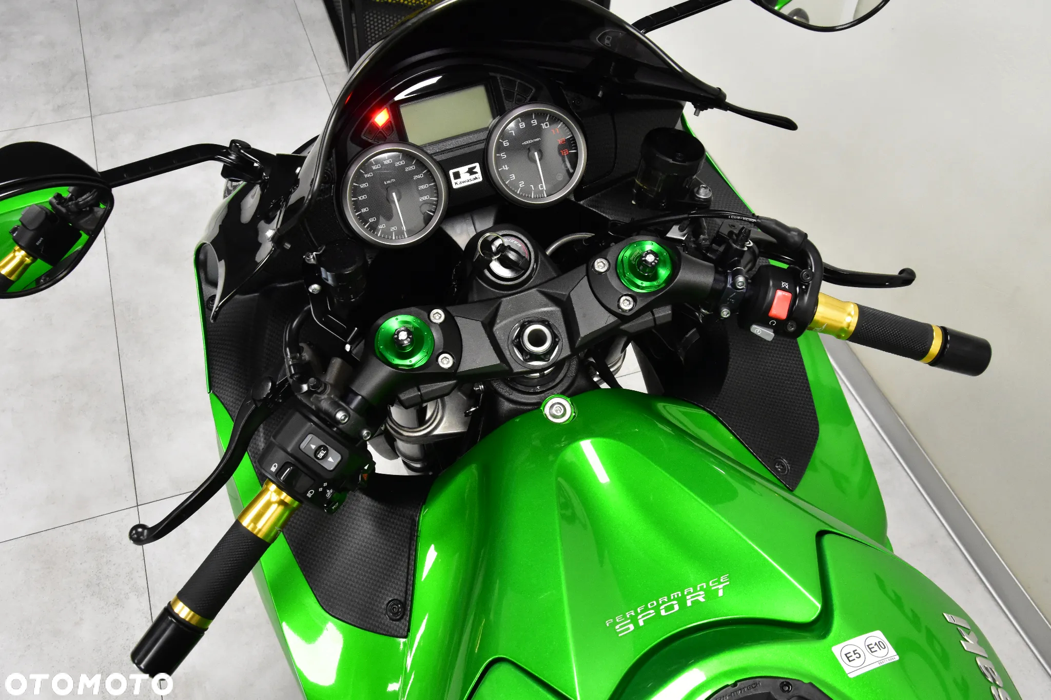 Kawasaki ZZR - 22