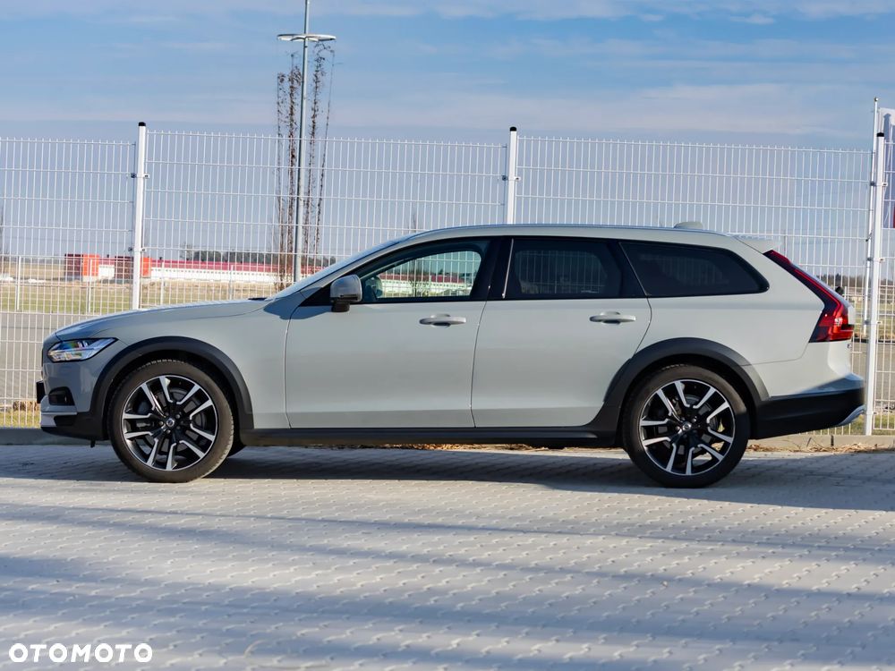 Volvo V90 B5 B Ultimate Bright - 4