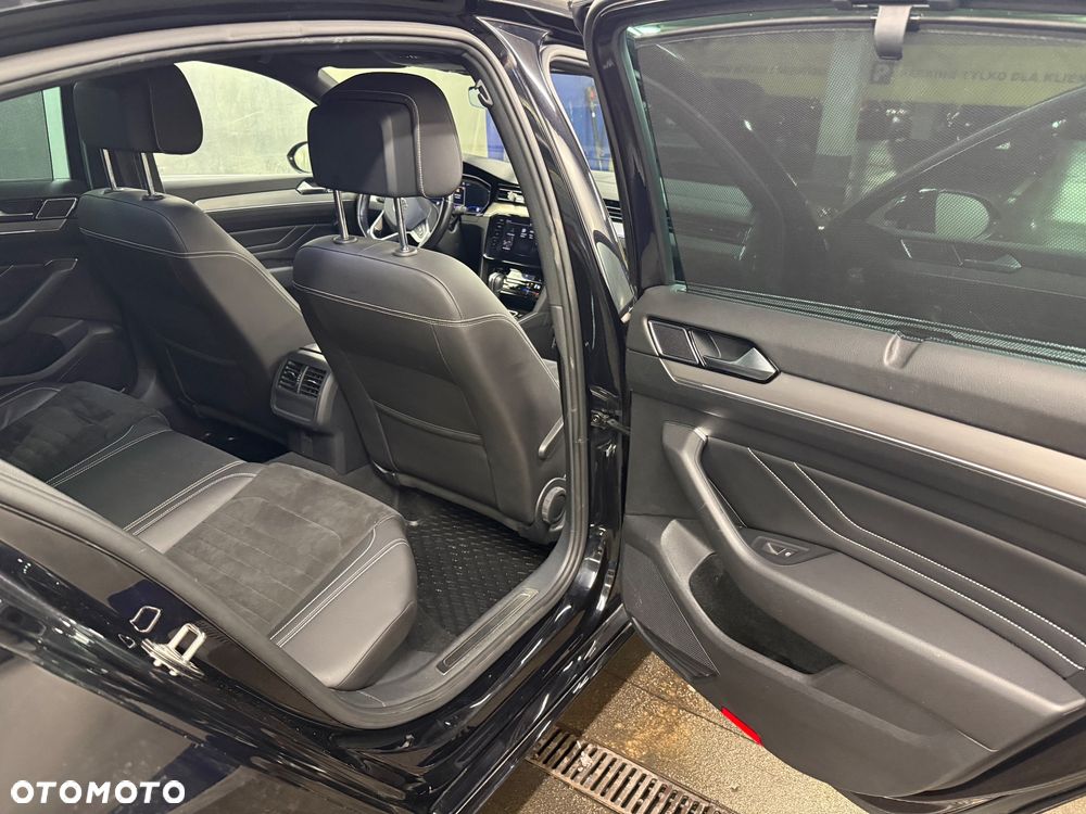 Volkswagen Passat 2.0 TSI Elegance DSG - 18