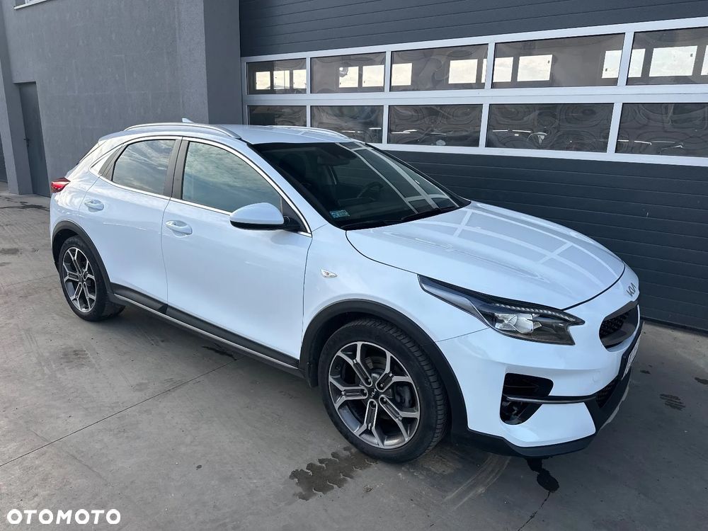 Kia XCeed 1.5 T-GDI M - 2
