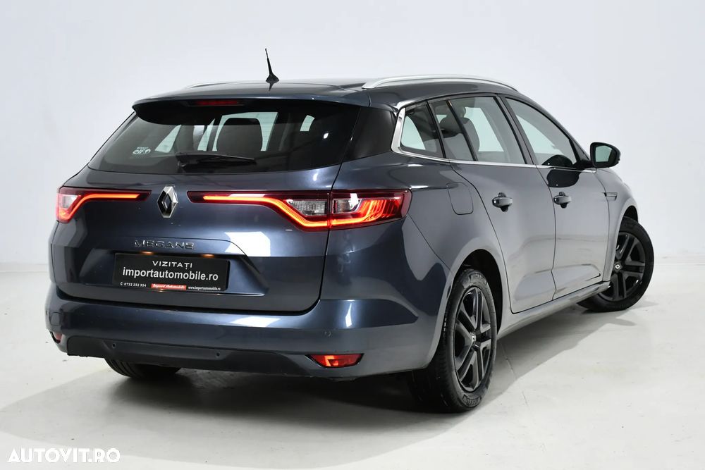 Renault Megane BLUE dCi 115 BUSINESS EDITION - 10