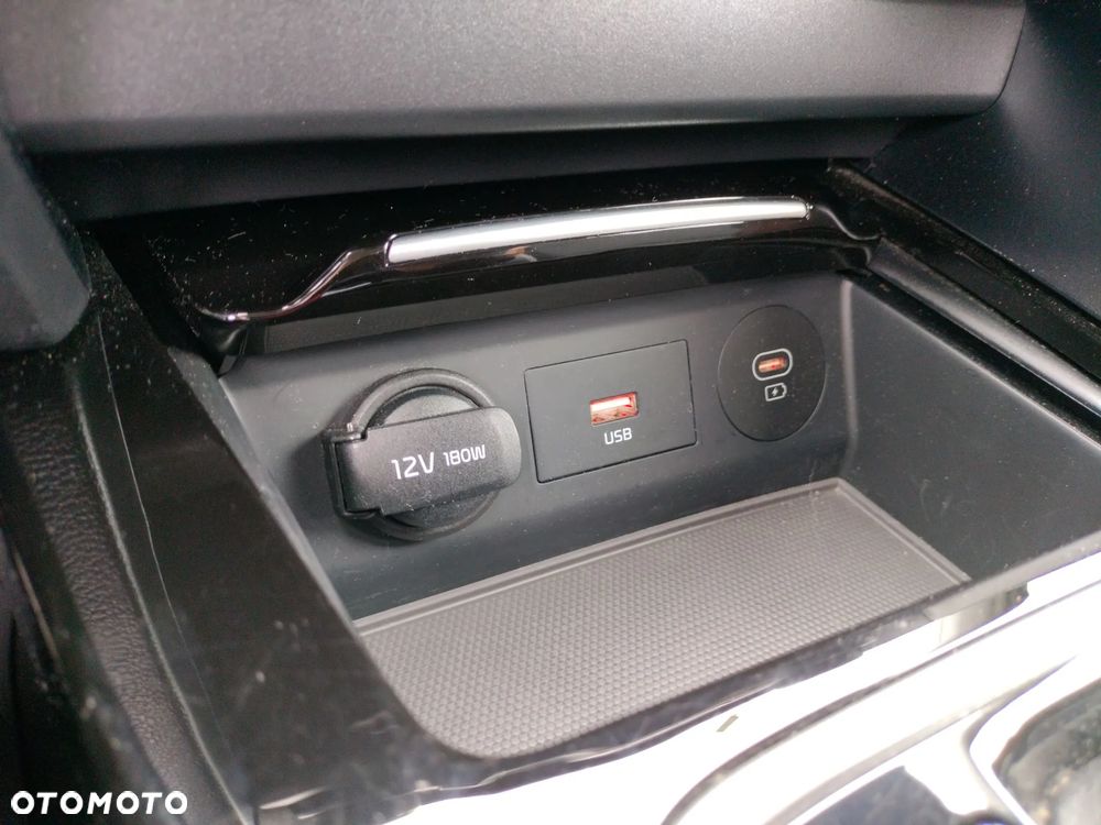Kia Ceed 1.5 T-GDI Business Line DCT - 31