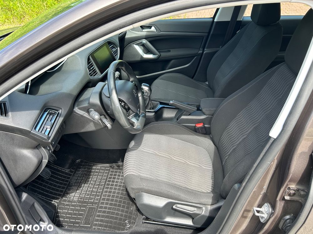 Peugeot 308 - 12