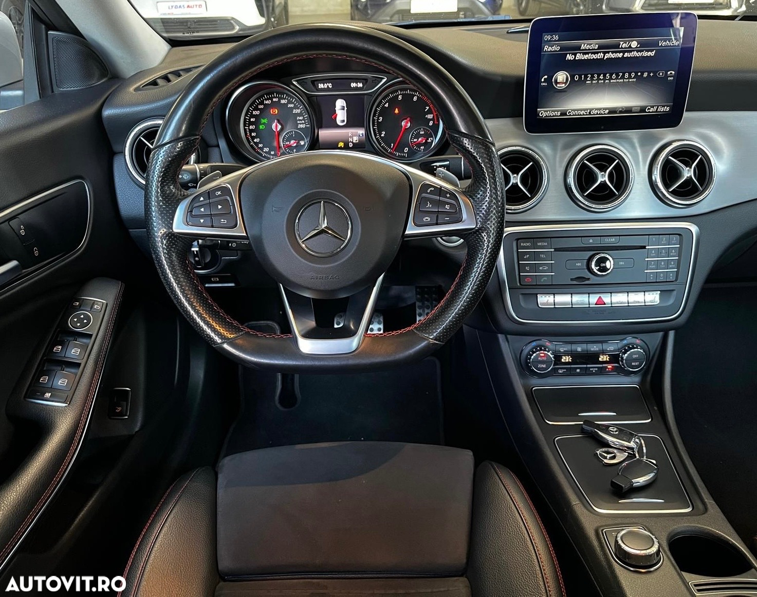 Mercedes-Benz CLA - 18
