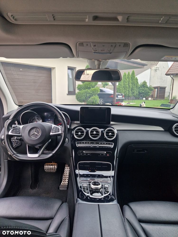 Mercedes-Benz GLC - 11