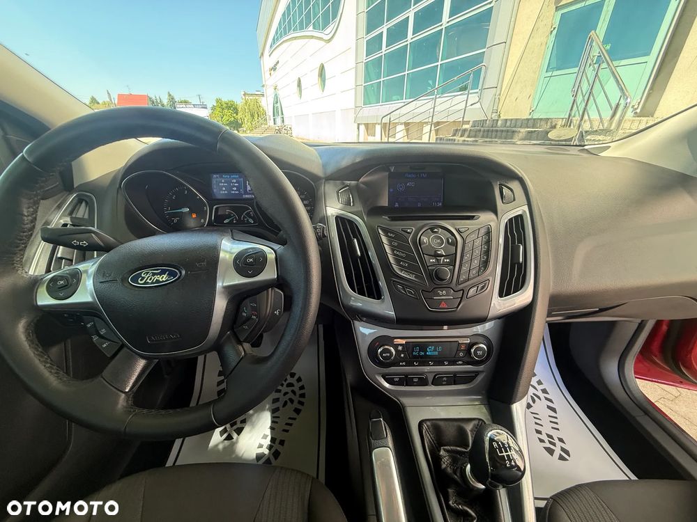 Ford Focus 1.6 TDCi DPF Start-Stopp-System Titanium - 28
