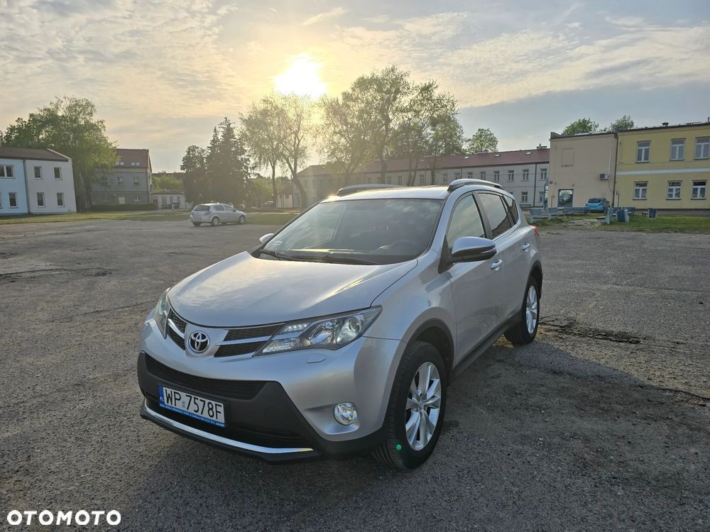 Toyota RAV4 2.2 D-4D Premium - 32
