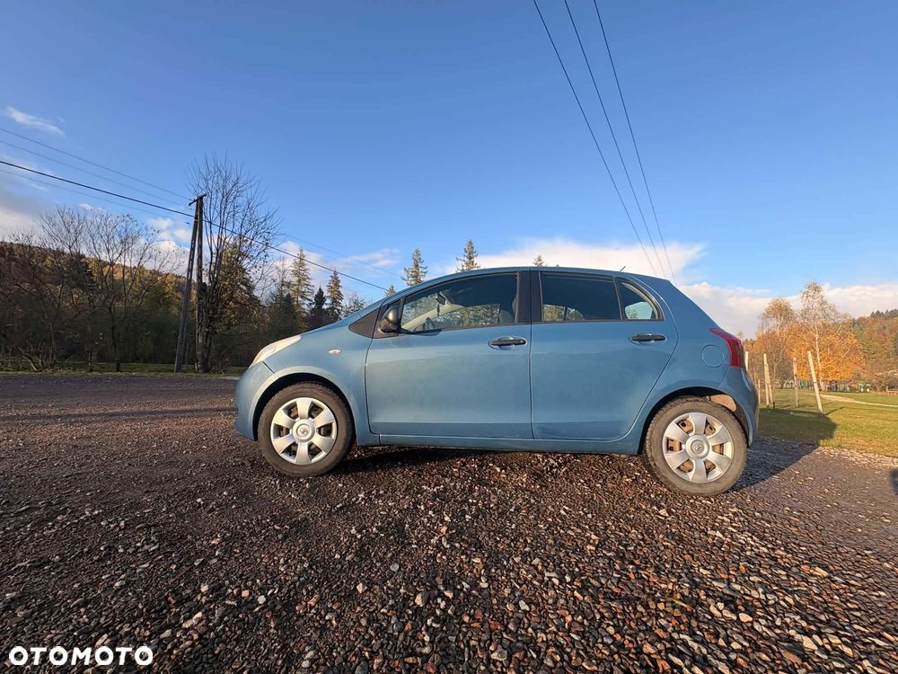 Toyota Yaris 2008 photo 3