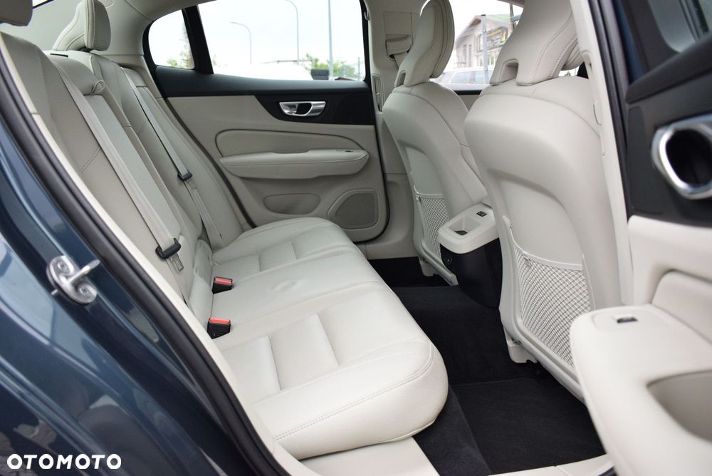 Volvo S60 - 20