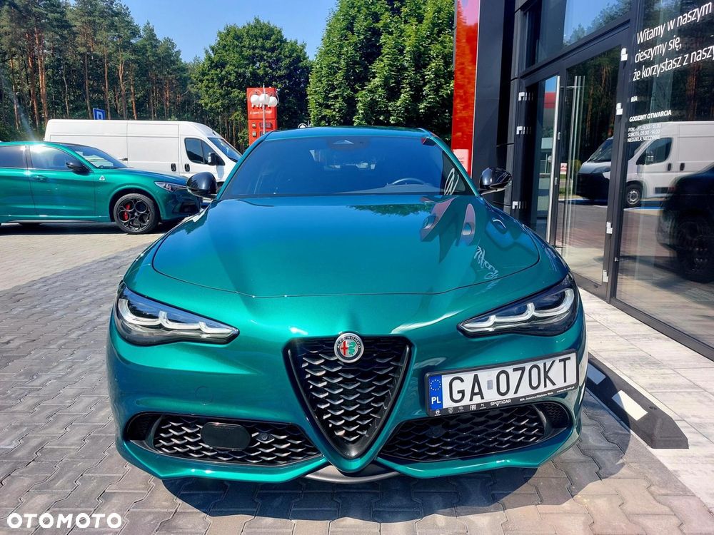 Alfa Romeo Giulia 2.0 Turbo Tributo Italiano Q4 - 5