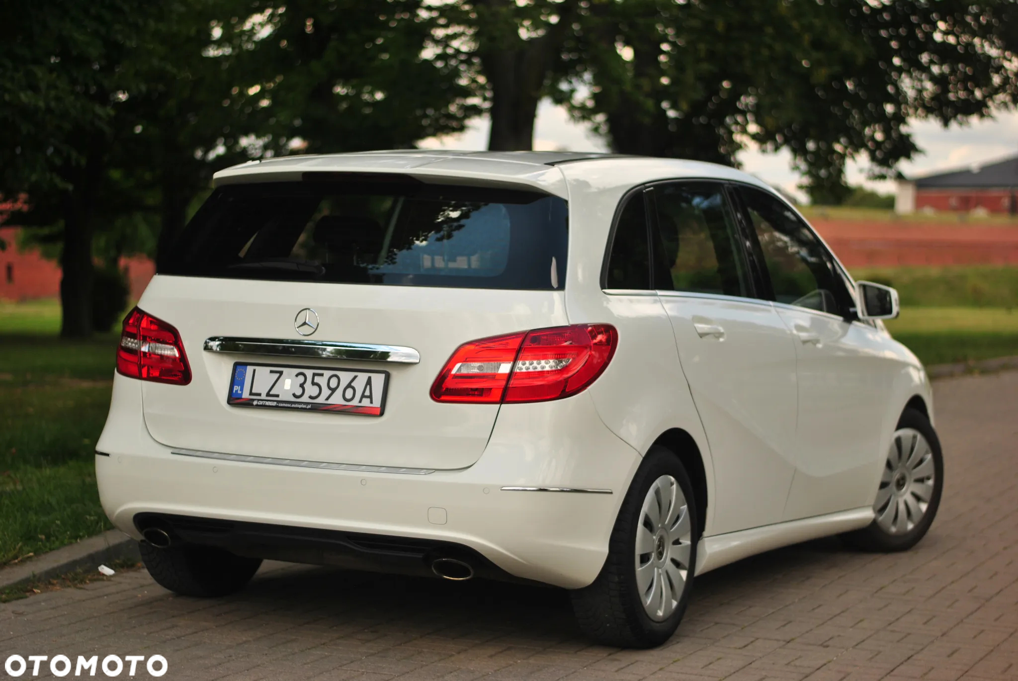 Mercedes-Benz Klasa B 180 (BlueEFFICIENCY) - 17