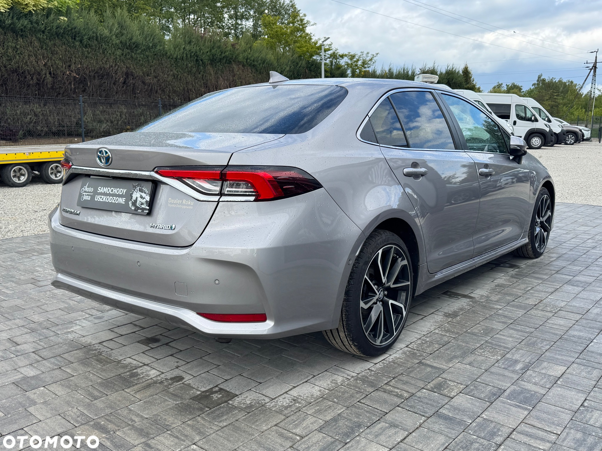 Toyota Corolla 1.8 Hybrid Executive - 3