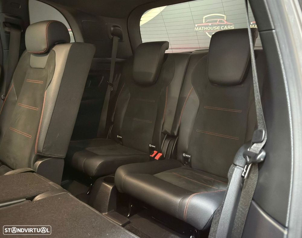 Mercedes-Benz GLB 180 d AMG Line - 12