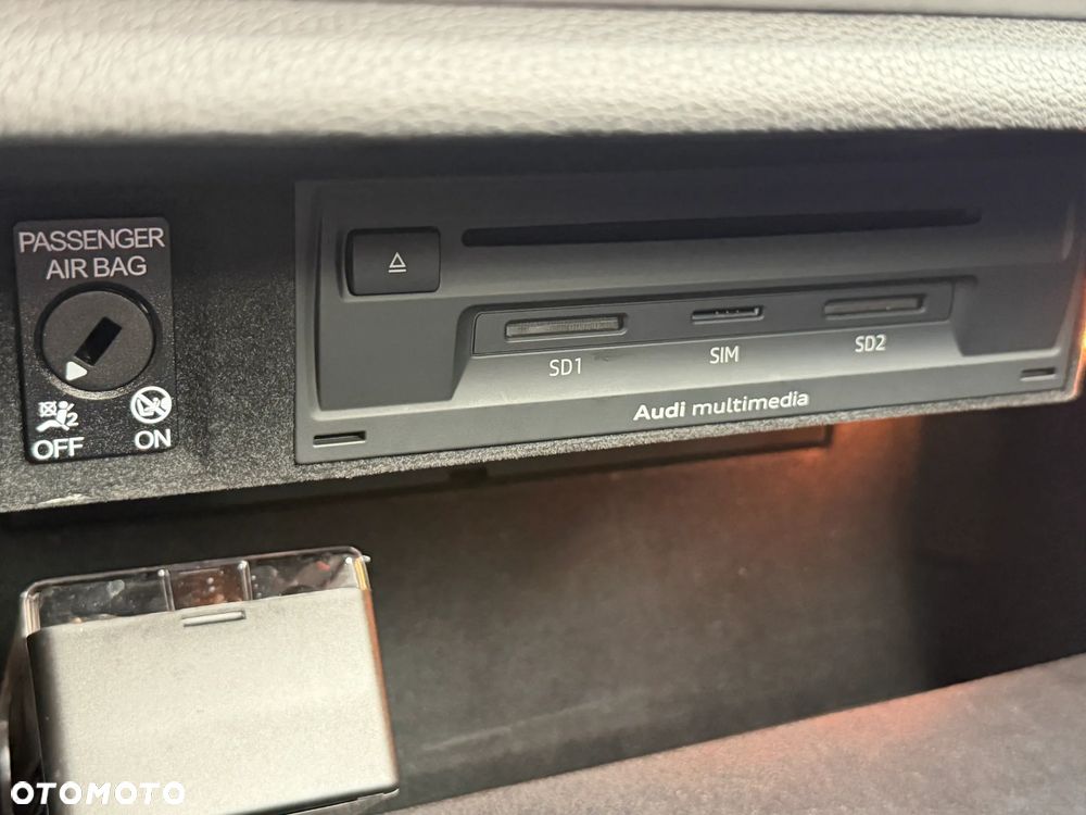 Audi A3 Sportback 1.4 TFSI e-tron S line Sportpaket - 22