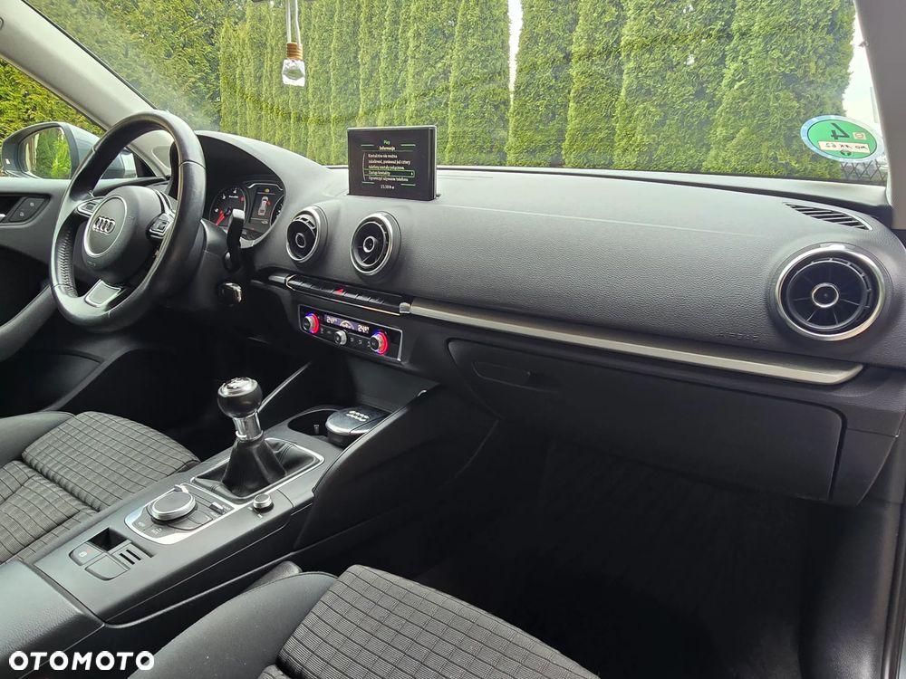 Audi A3 Sportback 2.0 TDI Ambition - 8