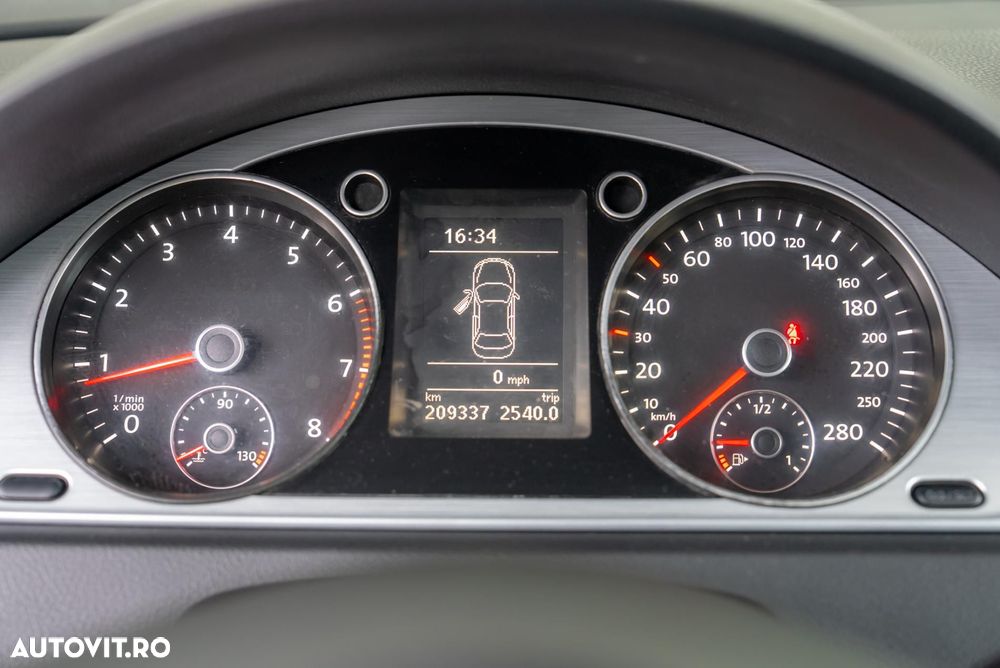 Volkswagen Passat CC 1.8 TSI Exclusive - 16