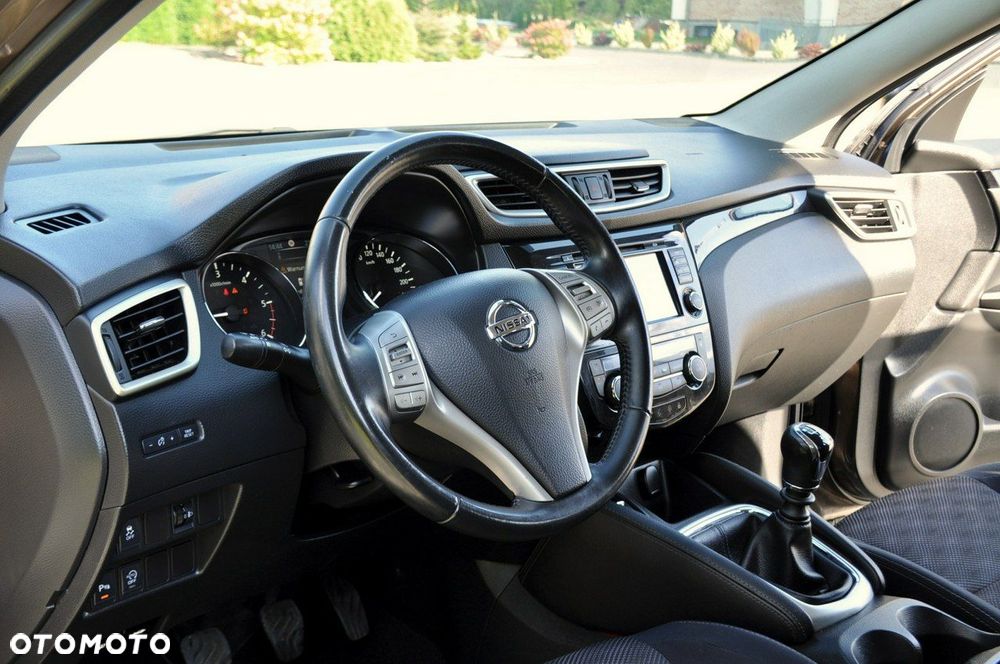 Nissan Qashqai - 22