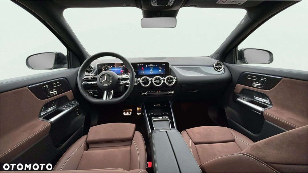 Mercedes-Benz GLA 200 AMG Line - 9