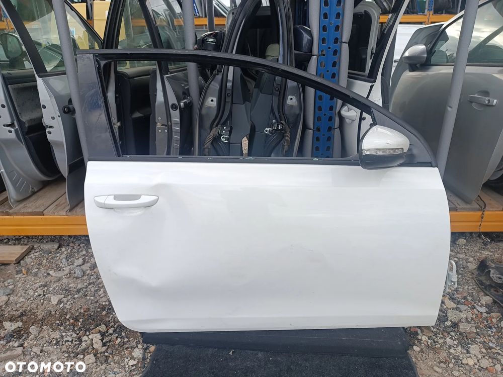 DRZWI PRAWE PRZÓD PRAWY VOLKSWAGEN GOLF VI 3 DRZWI LB9A - 1
