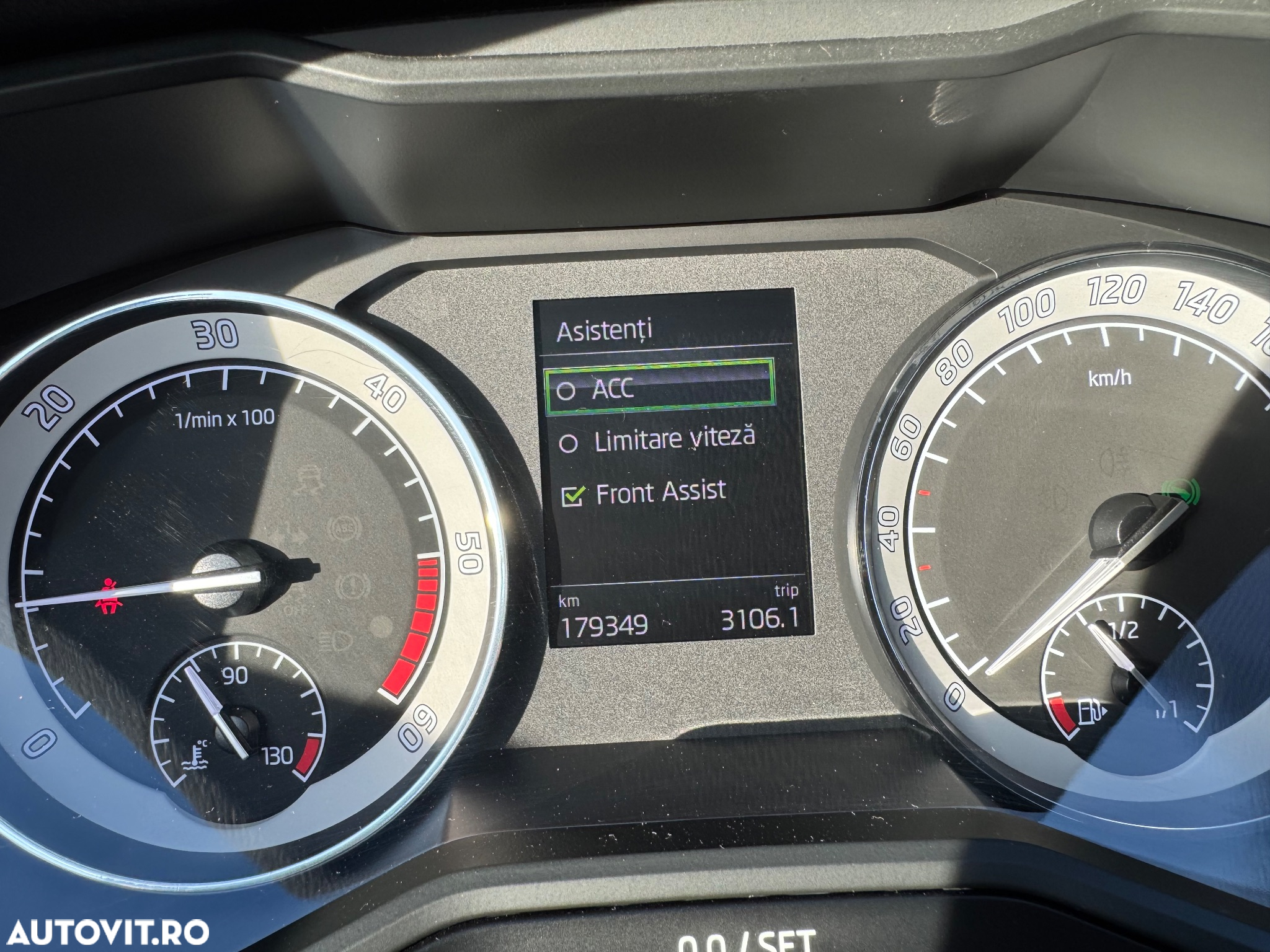 Skoda Superb 2.0 TDI DSG Style - 22