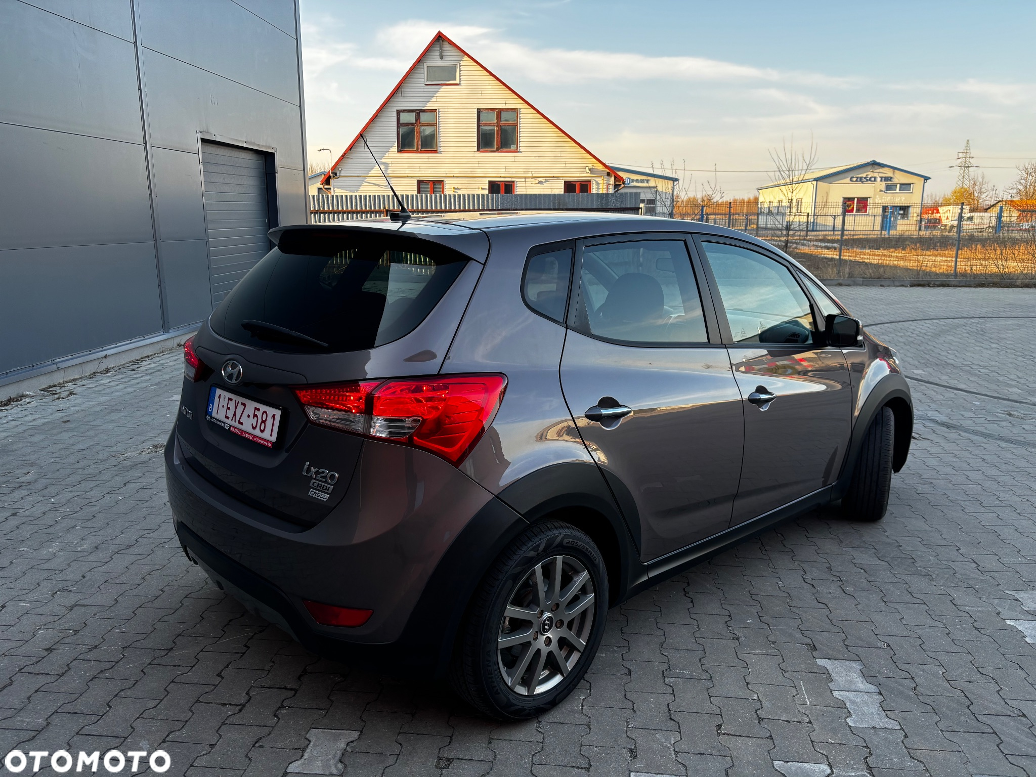 Hyundai ix20 1.6 CRDi Crossline - 3