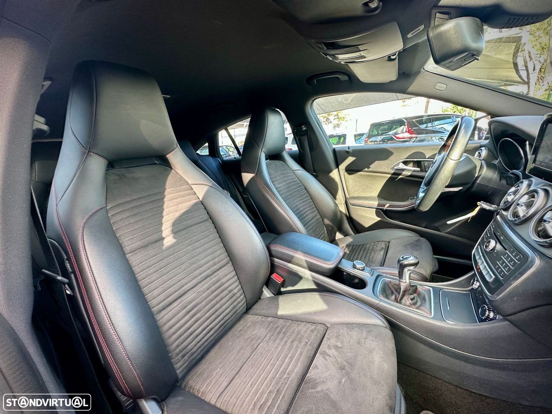 Mercedes-Benz CLA 180 - 14