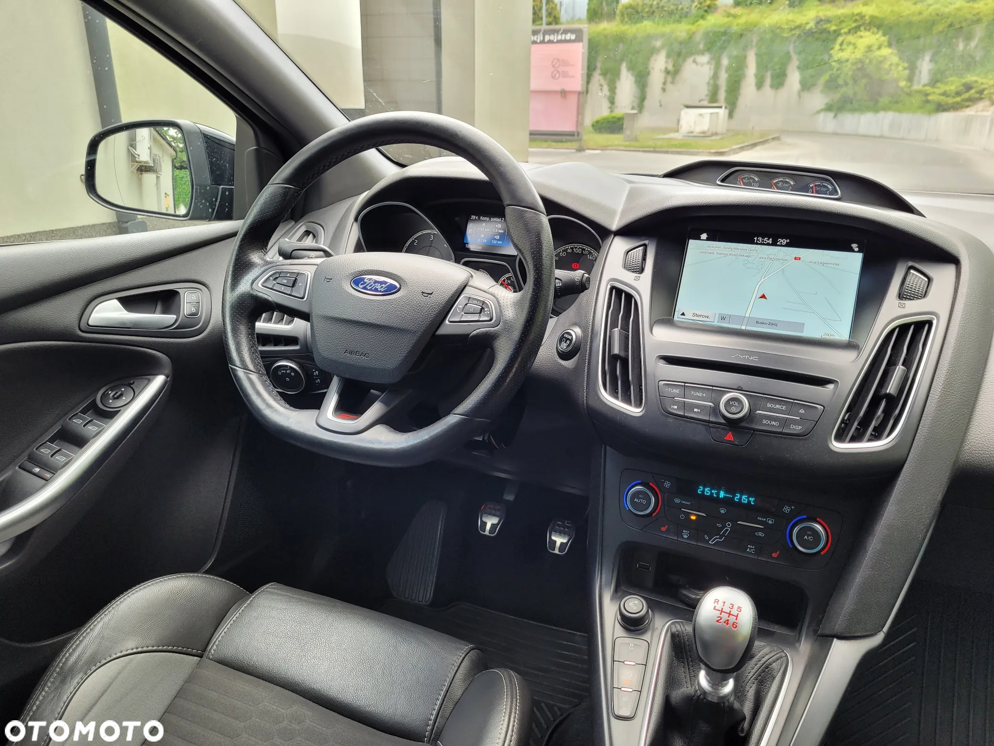 Ford Focus Turnier 2.0 TDCi ST mit Leder-Sport-Paket - 18