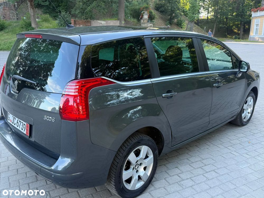 Peugeot 5008 BlueHDi 120 Allure - 9