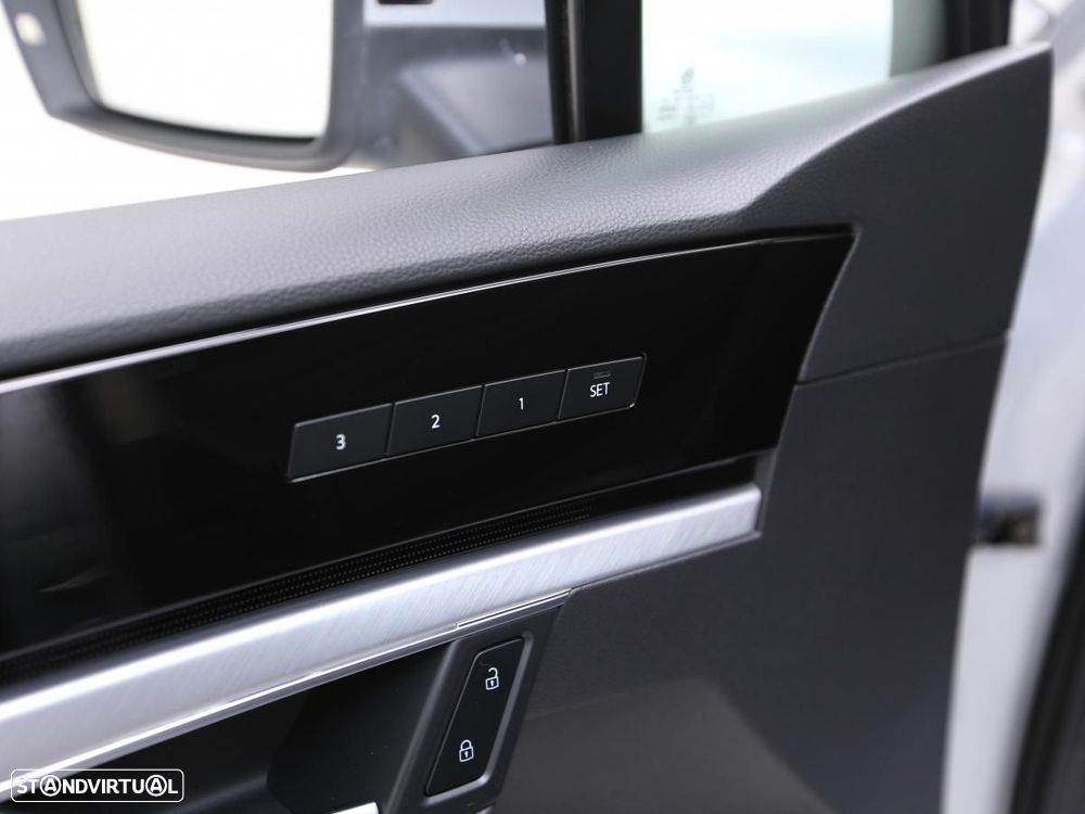 VW Touareg 3.0 TDI V6 Elegance - 20