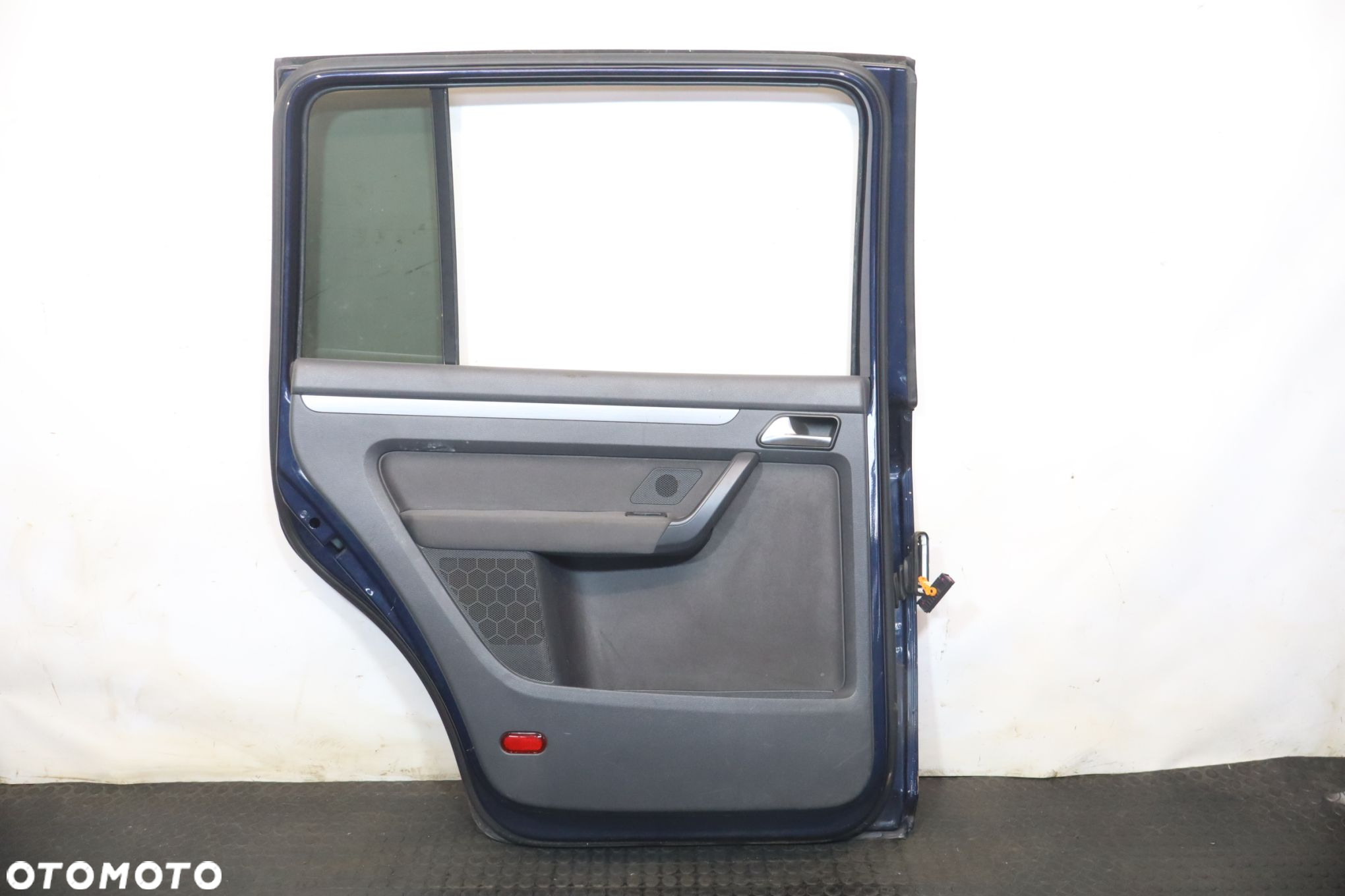 DRZWI LEWY TYŁ VOLKSWAGEN TOURAN I LIFT LH5X MINIVAN - 2