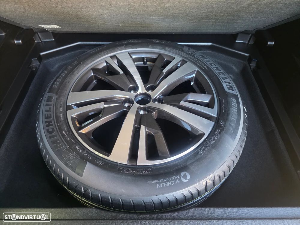 Peugeot 3008 BlueHDi 130 Stop & Start EAT8 Allure - 41