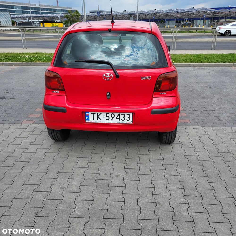 Toyota Yaris 1.0 Terra - 3