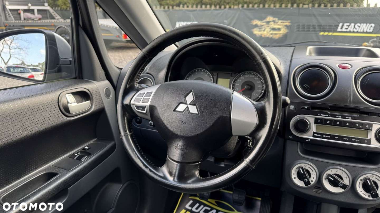 Mitsubishi Colt - 33