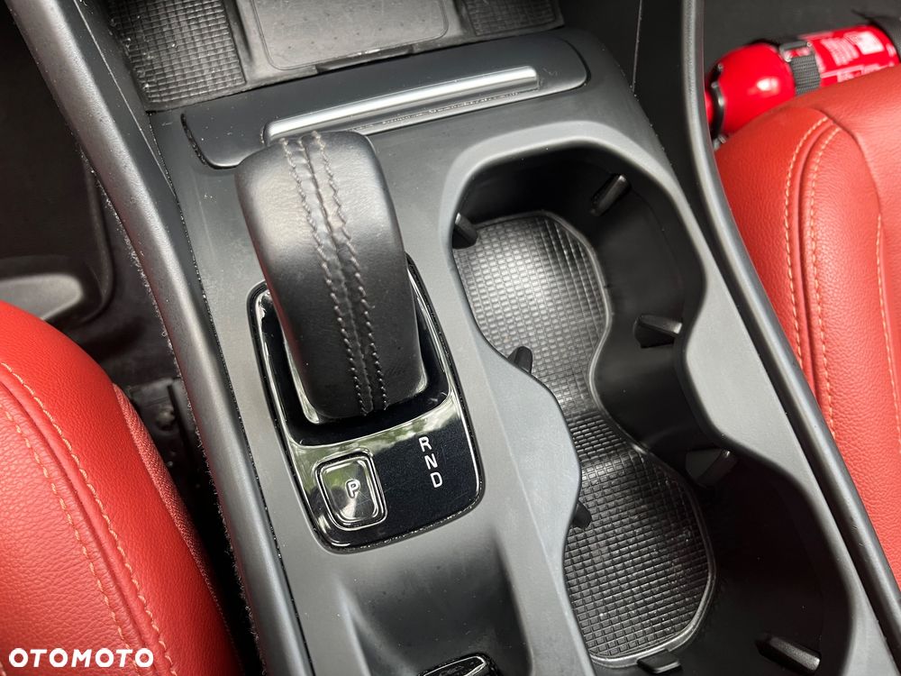 Volvo XC 40 D3 Momentum Pro - 12