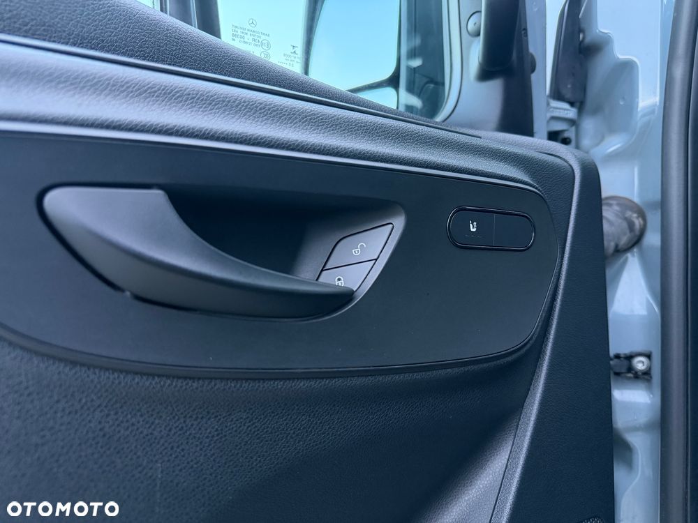 Mercedes-Benz Sprinter 319 CDI - 11