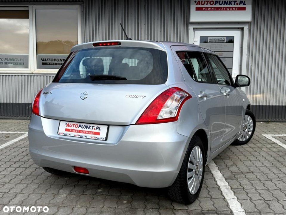 Suzuki Swift - 5