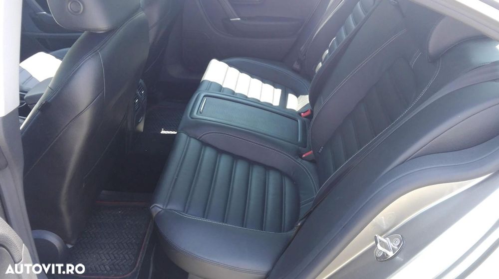 Volkswagen Passat CC - 8
