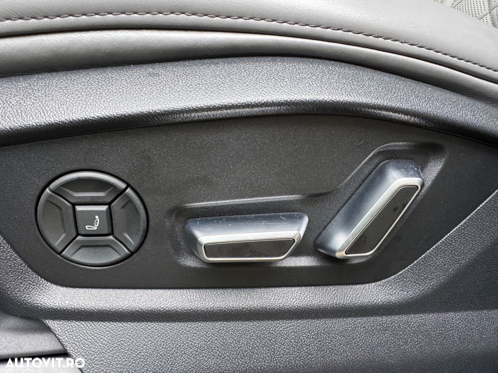 Audi Q8 SUV TFSI e quattro 290 kW tiptronic S line business - 15