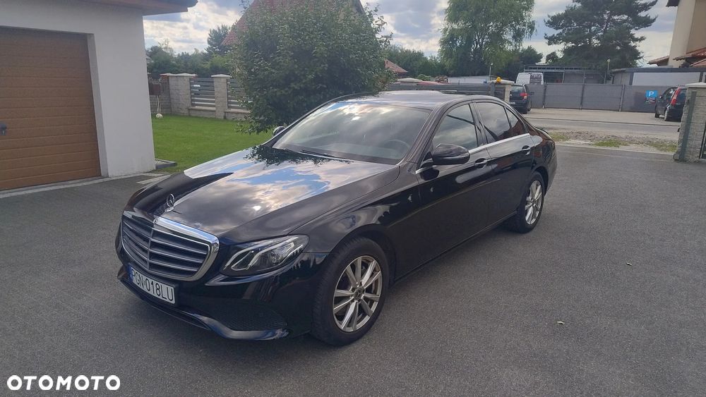 Mercedes-Benz Klasa E 220 d 4-Matic Business Edition 9G-TRONIC - 1