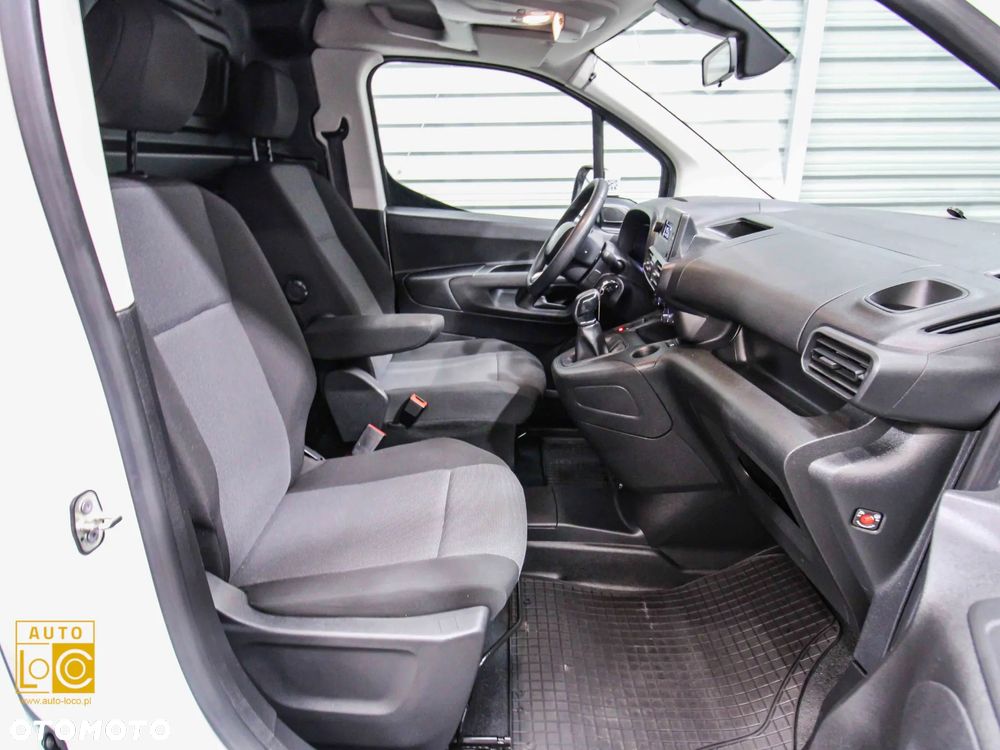 Citroën BERLINGO FURGON LONG L2 - 11