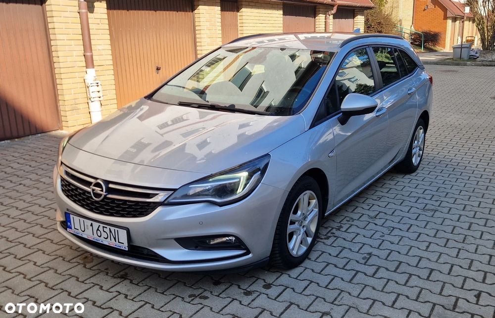 Opel Astra 1.6 CDTI Enjoy - 1