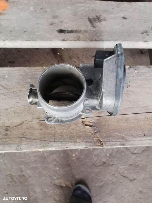 Clapeta accelerație seria 1 e81 e87 seria 3 e90 e91 e92 2.0d - 1