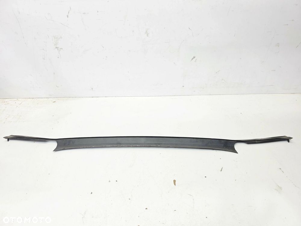 OSŁONA RYNNY KLAPY BAGAŻNIKA AUDI A5 8W SPORTBACK 8W8827229 - 2