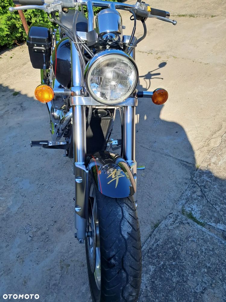 Suzuki Marauder - 7