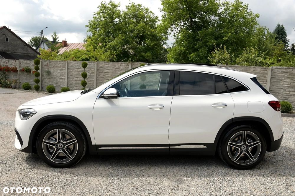 Mercedes-Benz GLA 250 4-Matic AMG Line - 8